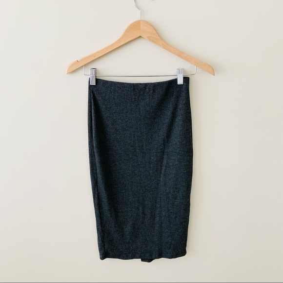 Cropped Cardigan + Midi Skirt Set - Picture 6 of 7